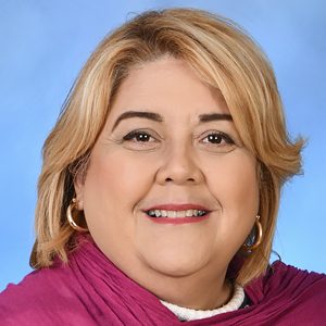 300x600 Conoce a los ponentes del Congreso Católicos y Vida Pu